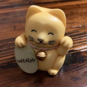 POT BELLY Good Luck Kitty Cat - Wealth with box (box is worn)